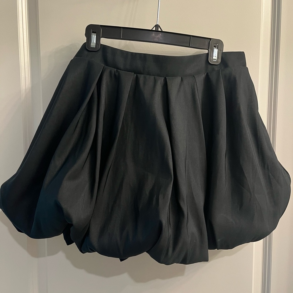 Mini bubble hem skirt, size XL